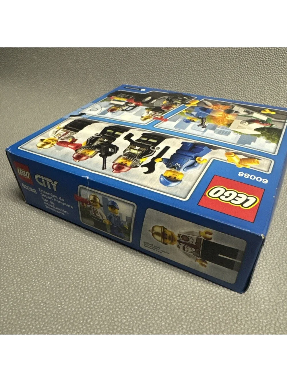Lego boxer are